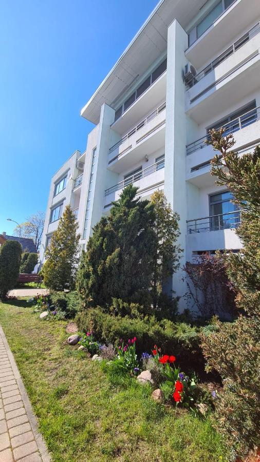 Spacious Condo 5 Min To Jurmala Beach Kültér fotó